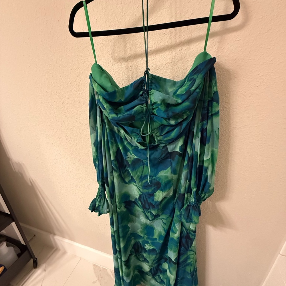 Elegant Green Floral Maxi Dress